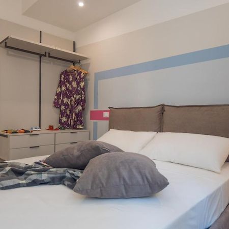 Babyaccommodation Family Experience III Pietra Ligure Bagian luar foto