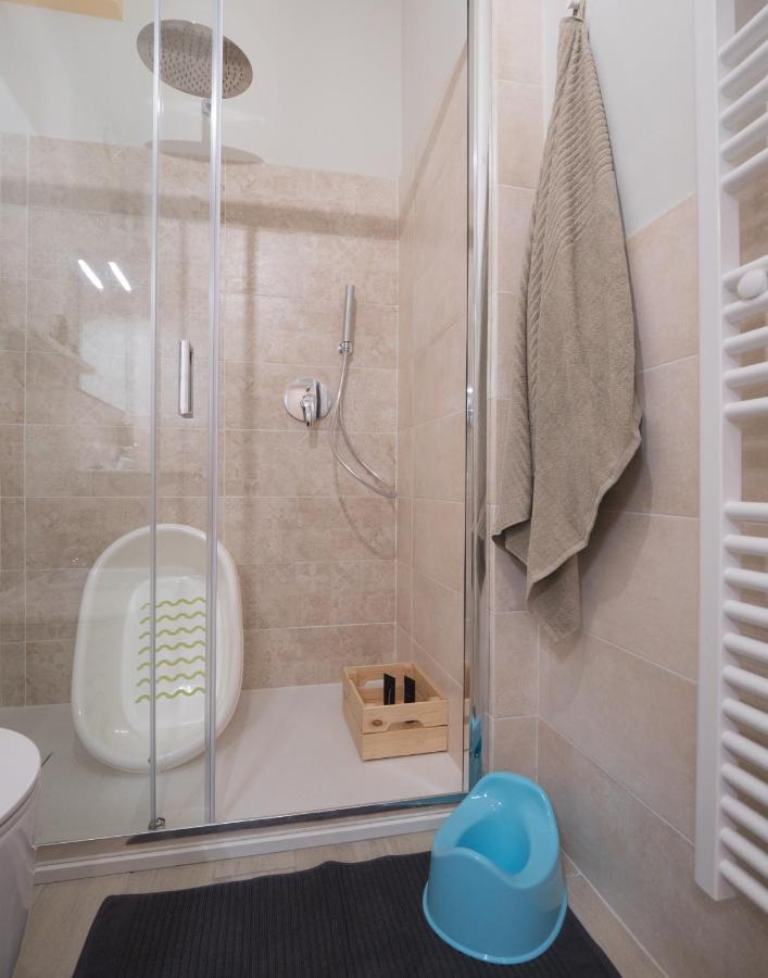 Babyaccommodation Family Experience III Pietra Ligure Bagian luar foto