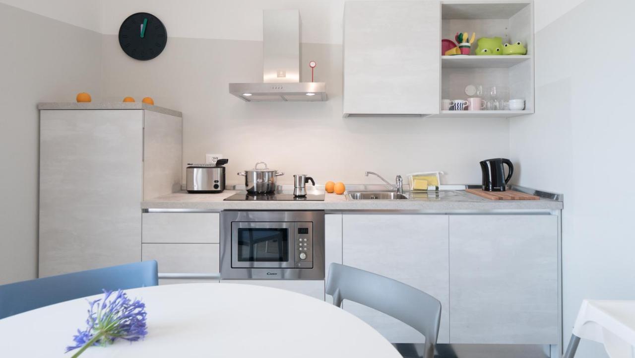 Babyaccommodation Family Experience III Pietra Ligure Bagian luar foto
